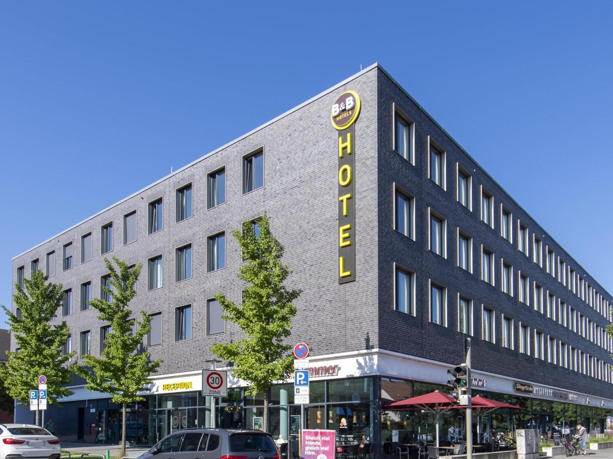 B&B Hotel Muenchen-Trudering Bagian luar foto